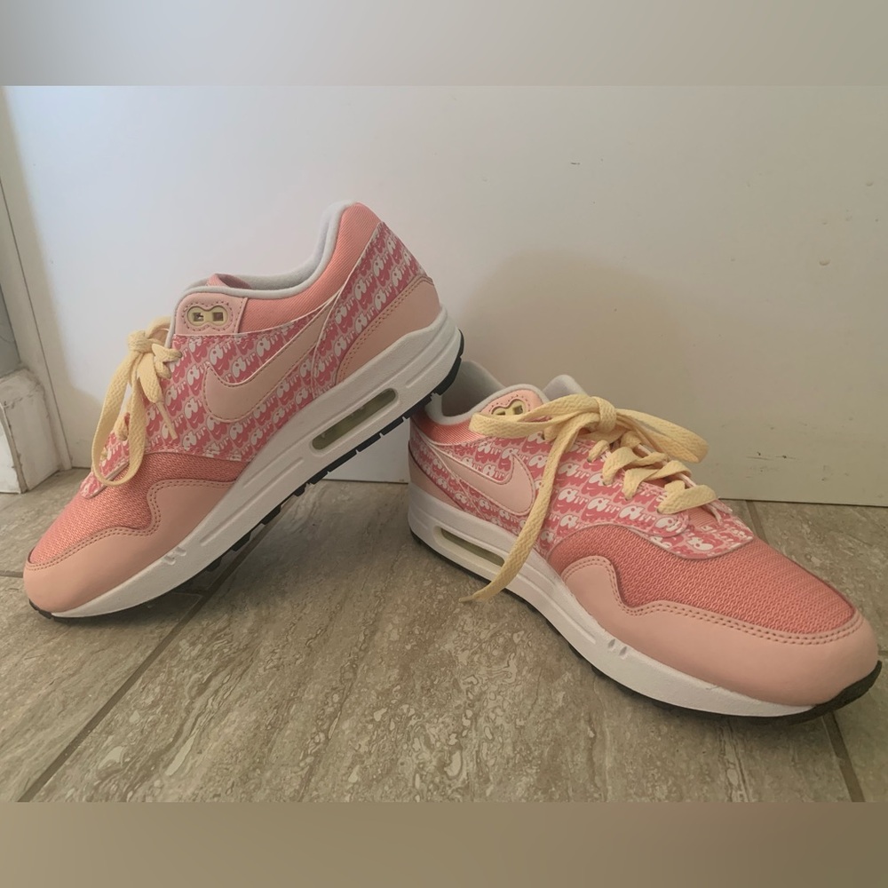 Nike Air Max 1 Strawberry Lemonade Size 7.5 - Never Worn